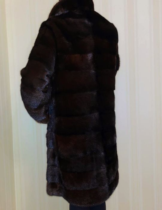 Натуральна шуба норкова поперечна