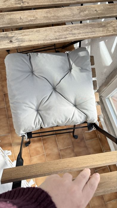 Mesa externa 2 cadeiras com almofadas