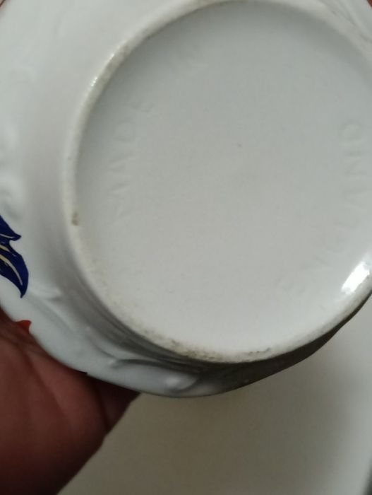 Duas belas chávenas de porcelana inglesa