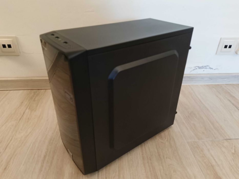 Mocny PC: Intel i7-7700K | 32GB RAM HyperX | SSD | Kompaktowy i Cichy