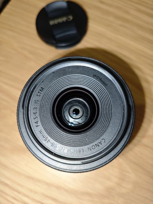Canon RF-S 18-45mm F4.5-6.3 IS STM