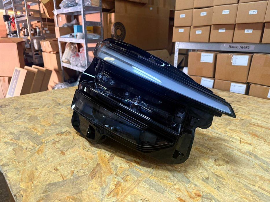 Фара TESLA Model 3 2024 2025 2026 HIGHLAND хайленд (фари, фары) Тесла модел 3 Джунипер юнипер Джуніпер Юніпер Тесла модел Y tesla model Y