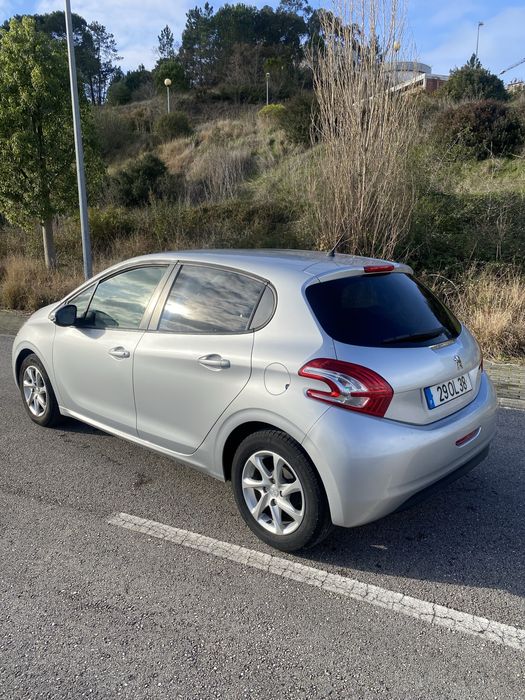 Vendo peugeot 208 1.2 gasolina (LER ANÚNCIO!)