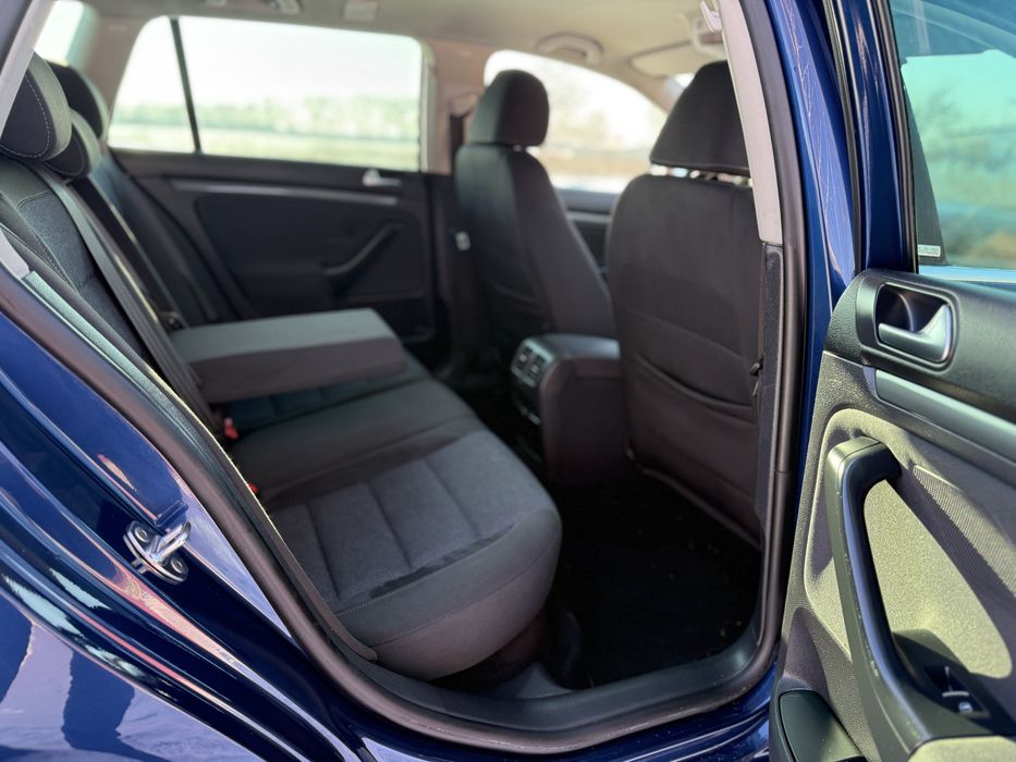 Volkswagen Golf з Німеччини вже Розмитнений