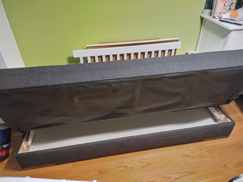 Wersalka z pojemnikiem – zadbana, idealna do gościnnego pokoju