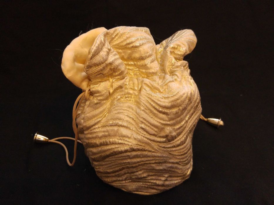 Torebka, sakiewka złota