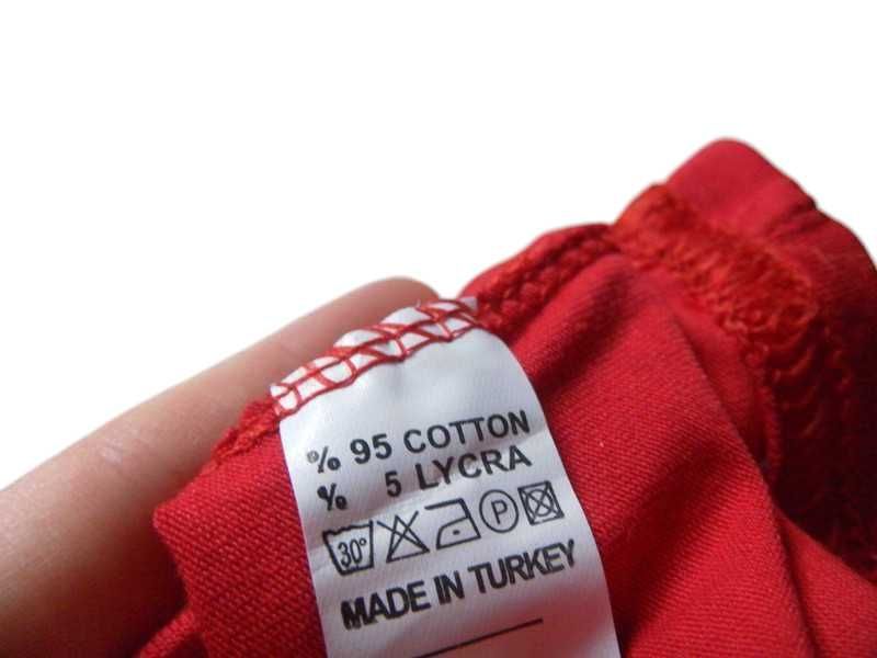 Nowy czerwony t-shirt 36,S bluzka z nadrukiem Nike