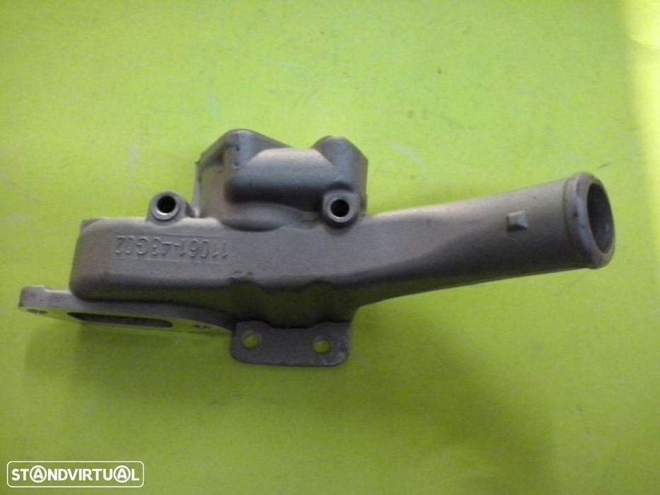 Bucal água Nissan Pickup D21 motor TD25 (NOVA)