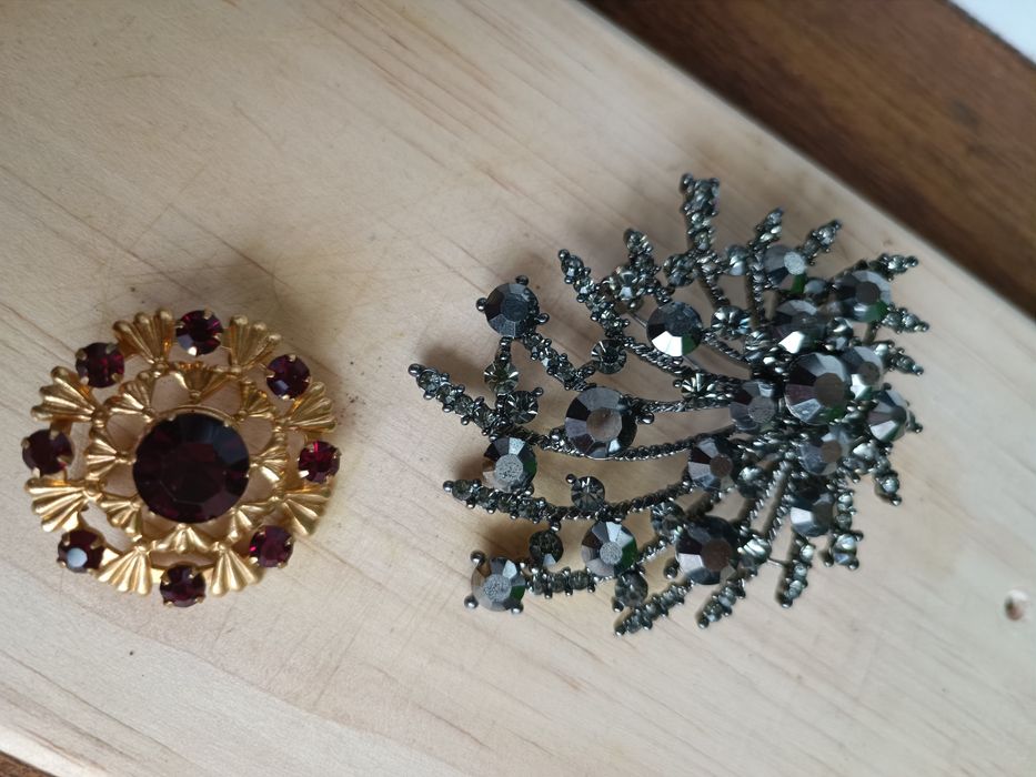 Продам ретро брошки