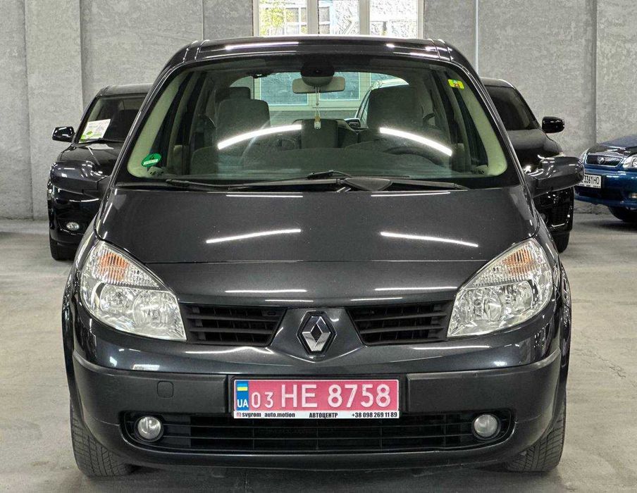 Свіжопригнаний RENAULT SCENIC II 2005 року в кузові мінівен. 
Машина сертифікована, розмитнена. 
Пакет документів готовий для постанови на облік в МРЕО. 
Всі податки сплачуємо ми. 
Авто повністю обслуговане, вкладень не потребує. 
Рідний пробіг 175 тис, двигун 1.6 бензин, механіка. 
Без пробігу в Україні. 
Салон дуже комфортний, чистий. 

Комплектація:

 - обслуговане авто в нашому АВТОСЕРВІСІ
 - два ключа
 - кнопка start/stop
 - склопідіймачі 4
 - регулювання дзеркал
 - підігрів дзеркал
 - мікроліфт передніх сидінь
 - шкіряне кермо
 - мультикермо
 - холодильник з підлокітником
 - панорамний дах
 - задній ряд сидінь - трансформер
 - кондиціонер
 - датчик світла
 - датчик дощу
 - ел ручник
 - ABS
 - ESP
 - музика kenwood (флешка)
 - оригінальна магнітола
 - свіжа оптика
 - противотуманні фари
 - гарна літня гума

Додаткові бонуси: 

- розширена гарантія на наші авто 
- консультація в будь-який час 
- оплата нами всіх налогів 
- допомога при постановці на облік 
- знижка на обслуговування та запчастини на нашому автосервісі 
- спеціальні тарифи при обміні ВАШОГО авто на будь яке наше. 
- згодні на всі перевірки будь-якого СТО. 
- можлива доставка авто у Ваше місто. 
Будемо раді відповісти на всі питання, що Вас цікавлять.