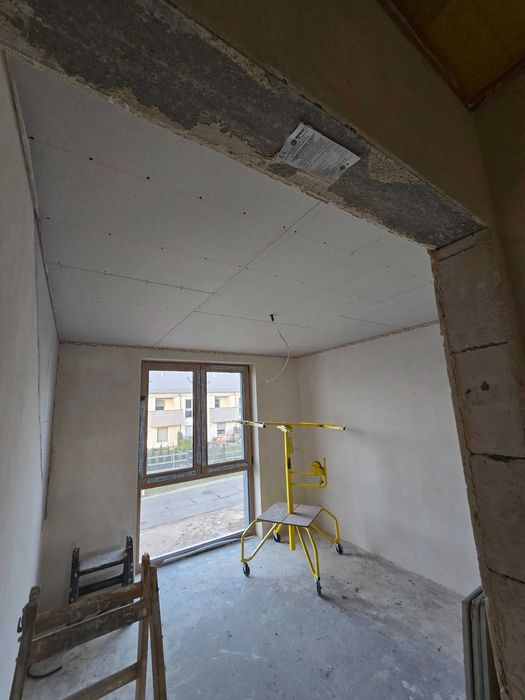 Remont, Sufity podwieszane, gładzie, zabudowa poddaszy, montaż wełny