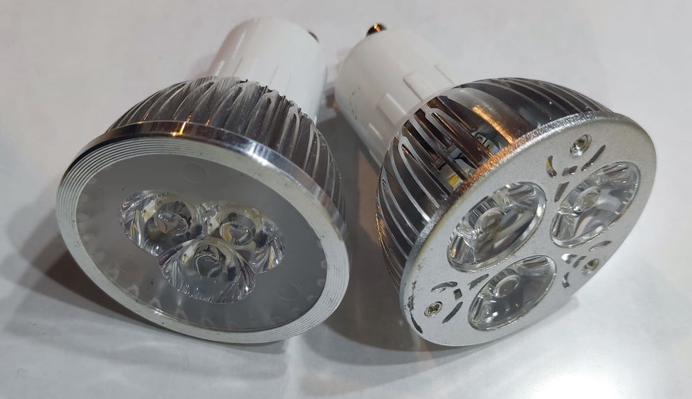 Lâmpadas LED GU10, GU5.3, E27 e E14