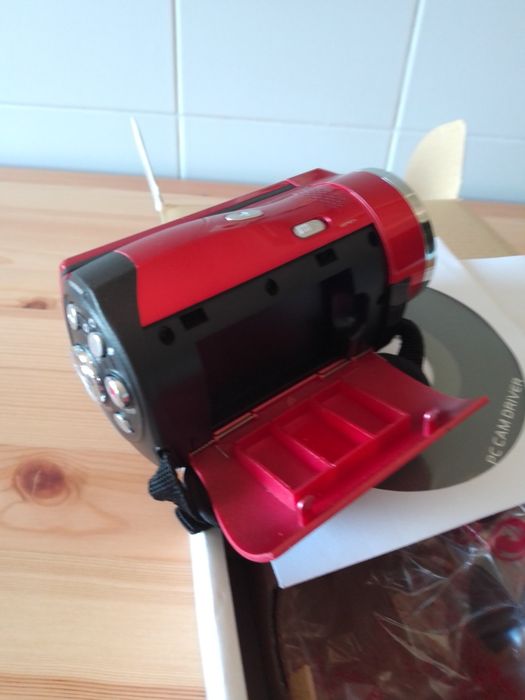 Digital Video Camera64737819153667120