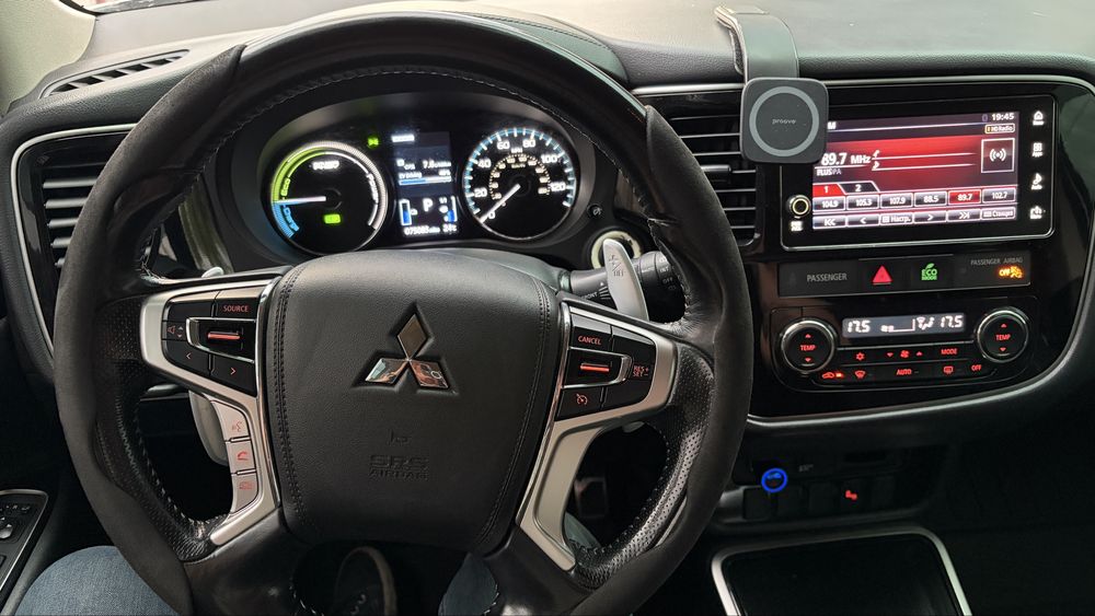 Mitsubihi outlender PHEV