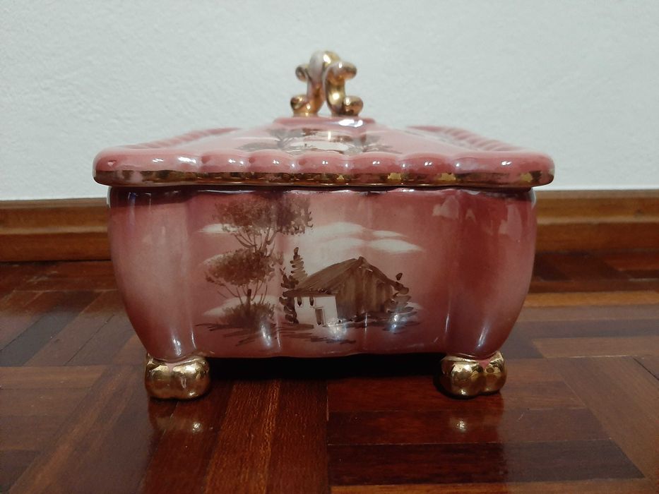 Guarda joias em loiça porcelana, Alcobaça