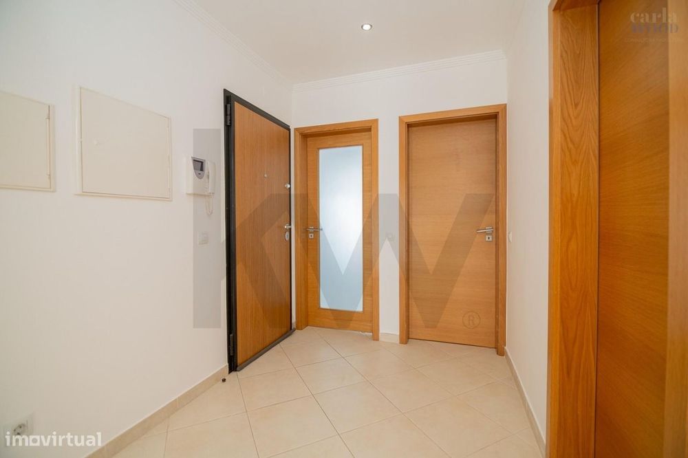 Um fantástico apartamento t2 de rés do chão, com terraço e logradouro