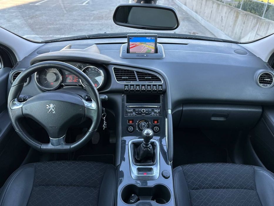 Peugeot 3008 2016 року, 1.6 дизель, механіка, передній привід, 178км