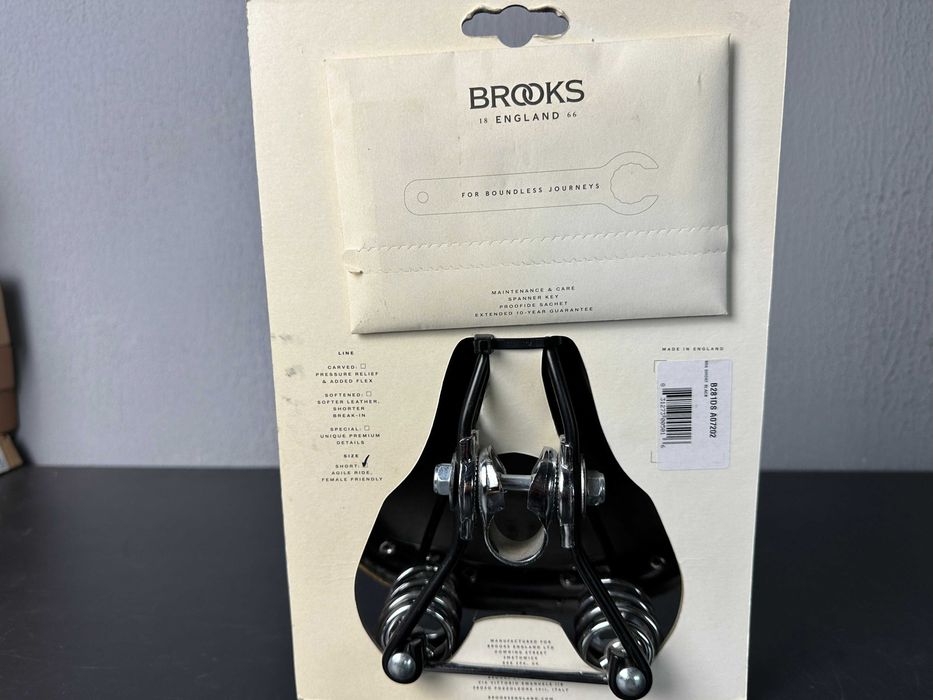 Siodełko BROOKS b66SU twarda skóra czarne