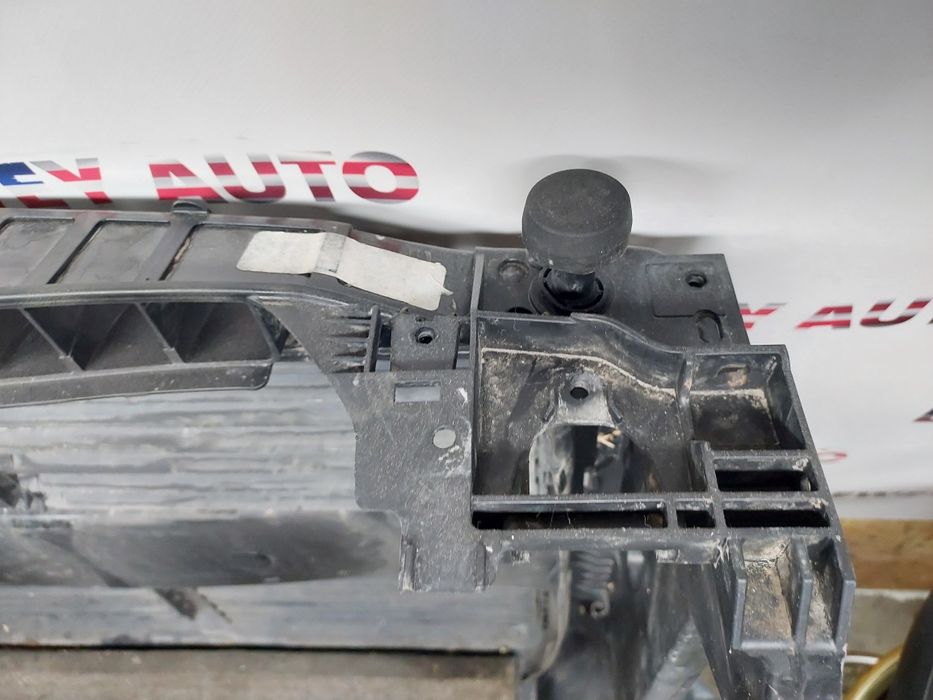 Телевізор панель Ford Escape Mk4 2021 Розборка Форд Ескейп Мк4