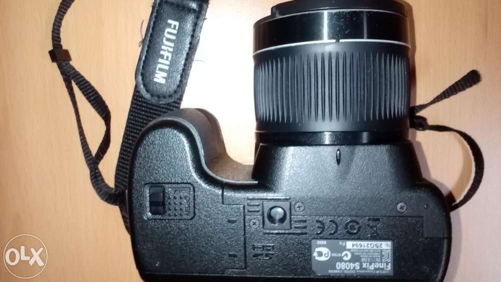 Máquina fotográfica Fujifilm S4080