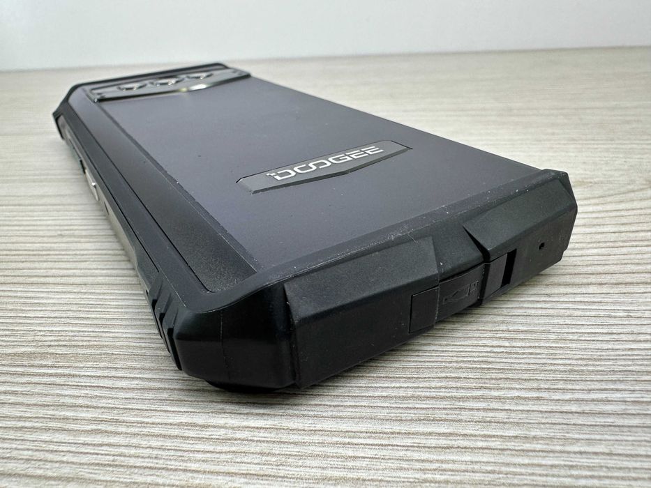 Smartfon DOOGEE V30T 12 GB / 256 GB 4G (LTE)