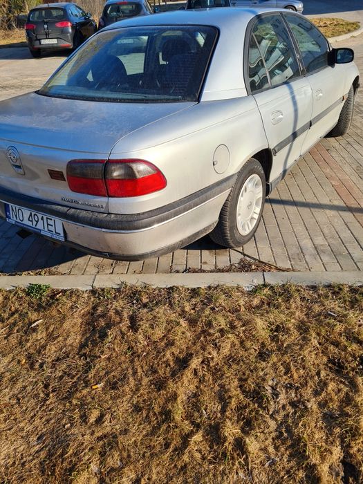 Opel Omega 2.5v6 Benzynka