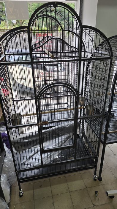 Gaiolas p/papagaios araras etc...