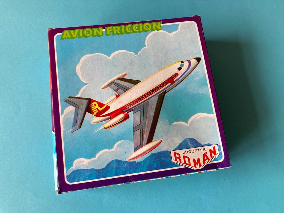 Avião Iberia em lata e plástico Novo em caixa Anos 80