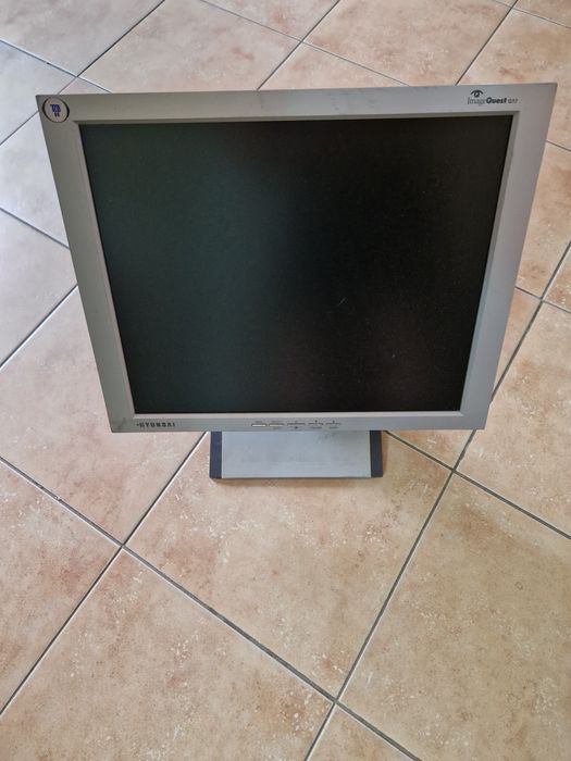 Продам монітори 17" та 19". Під відеонагляд чи для інших потреб.