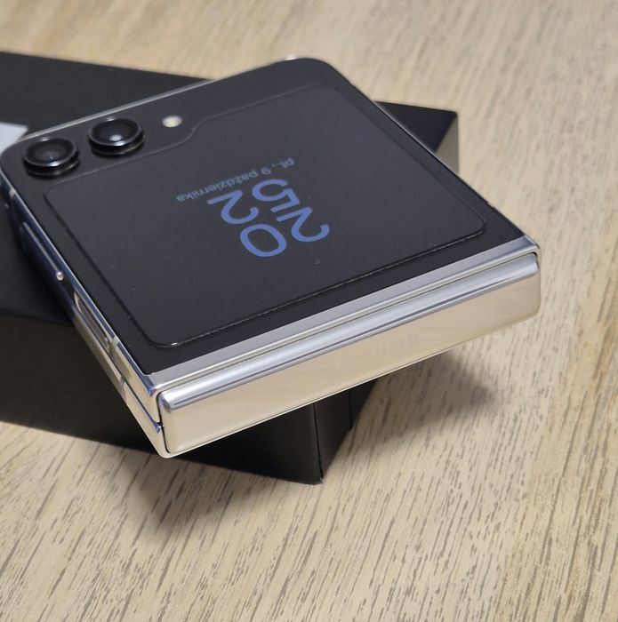 Samsung Galaxy Z Flip 5