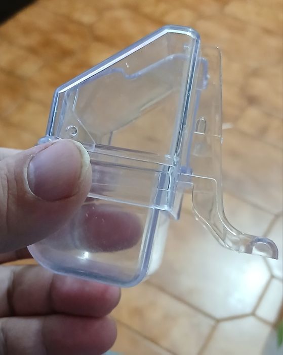 Vendo esse conjunto de comedouros fechados 11