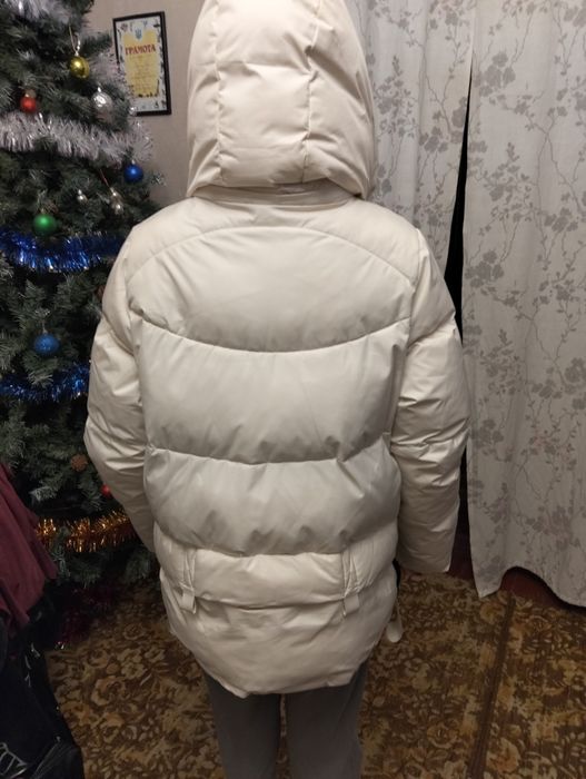 Продам жіночу зимову куртку