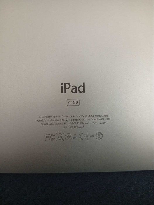 Планшет Apple iPad Wi-Fi 64GB
