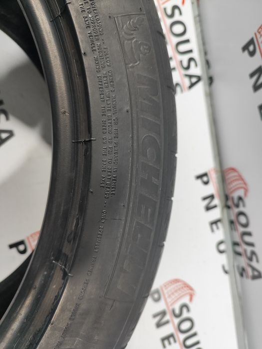160 Euros 2 pneus semi novos 265-40 ZR18 Michelin 101y Oferta Portes