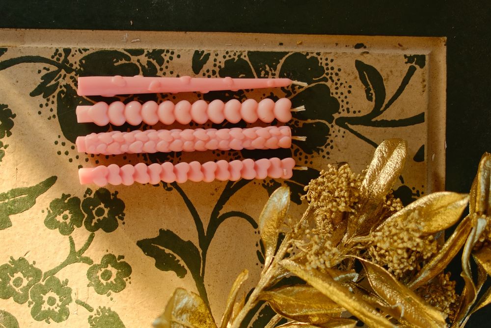 Трендові тонкі бенто-свічки на торт