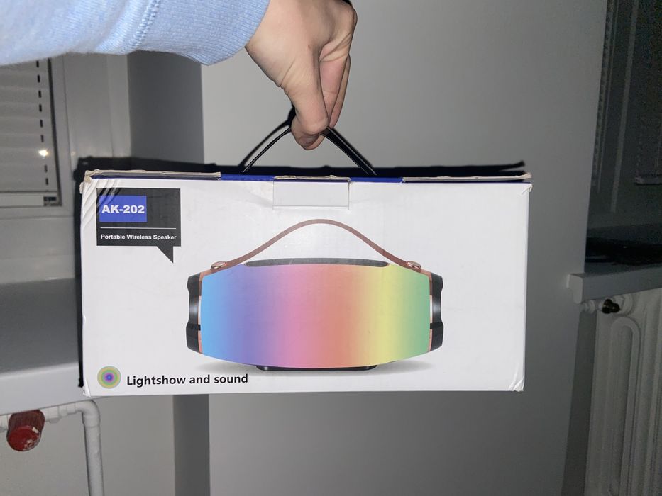 Głośnik bluetooth bezprzewodowy android ios swiatla led impreza