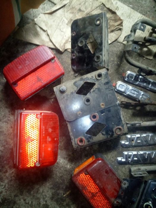 Колесо ява 18R 634-638 циліндри прибори бак бардачки стоп фара руль