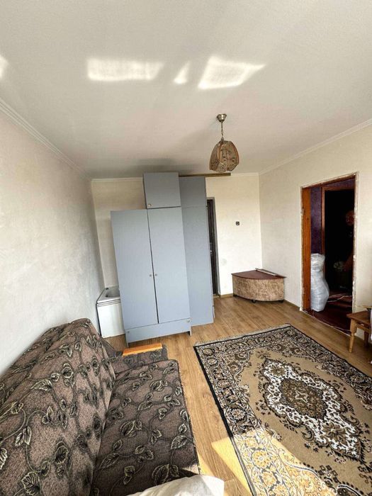 Продаж 2 к квартири в гуртожитку, Десна