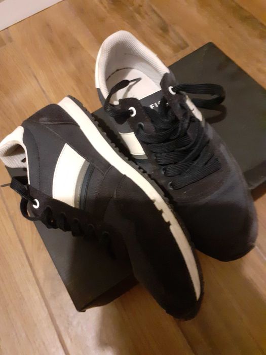 Tenis Tommy Hilfiger n.40