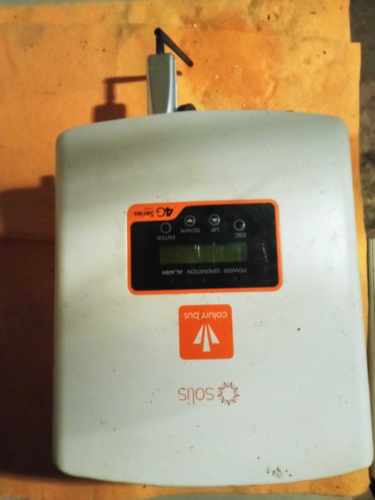 Falownik Solis-mini-3000-4G, używany