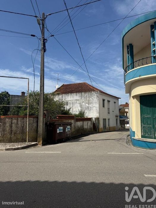 Loja / Estabelecimento Comercial em Malhou, Louriceira e Espinheiro de