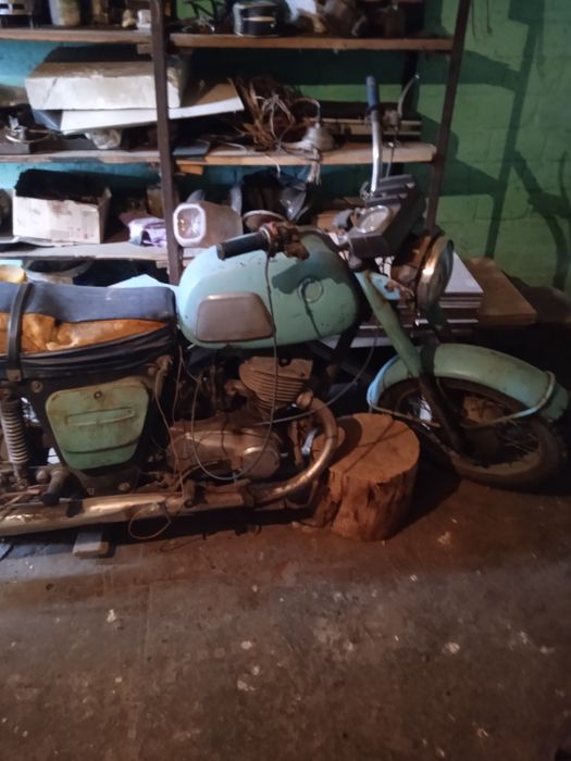 Продам мотоцикли Иж планета 4 юпитер 4