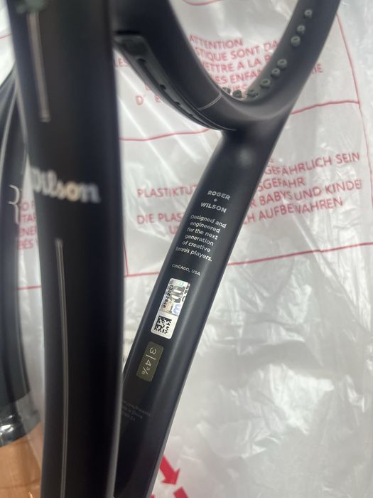 Тенісна ракетка Wilson RF 01 (280/300/320 g)