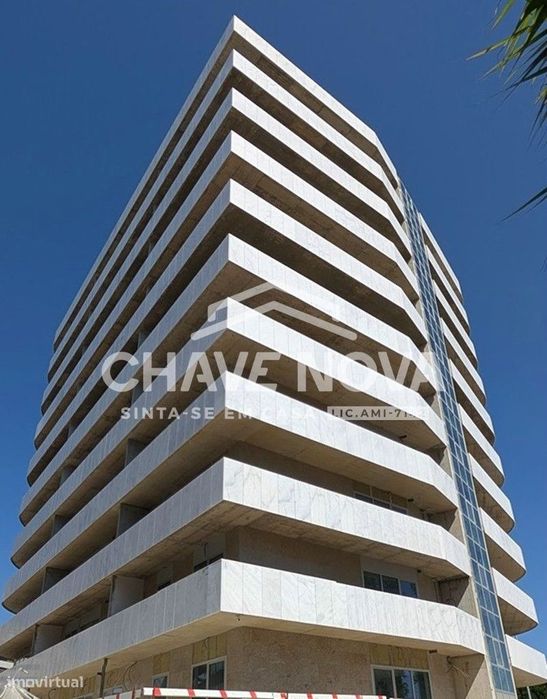 T2 Novo C/2 lugares de garagem no Porto (Bessa)