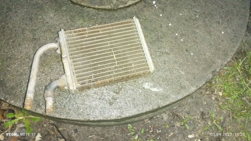 Продам радіатор пічки ВАЗ2107.