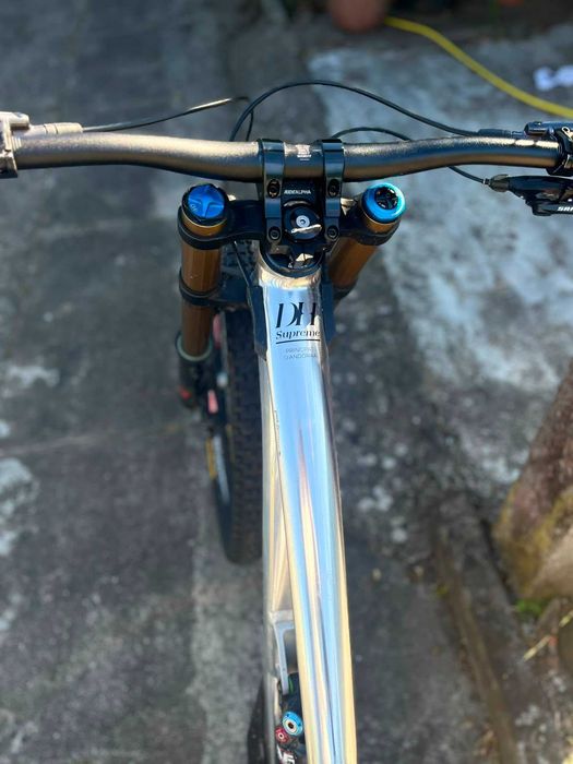 Commencal Supreme DH Signature 2022