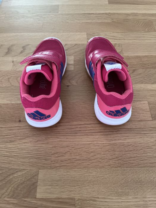 Tenis Adidas menina N•29