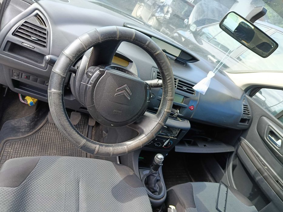Citroen C4 1.4b 2004r NA CZĘŚCI