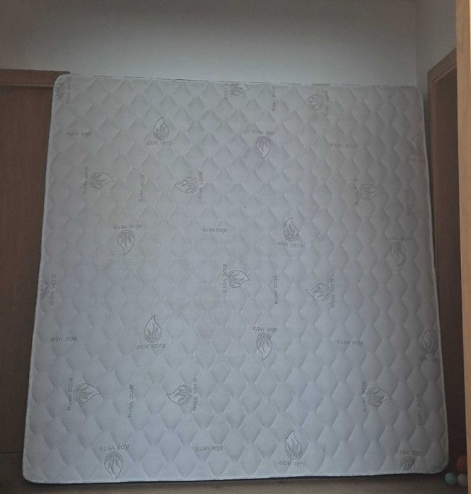 Colchão de espuma 200x200