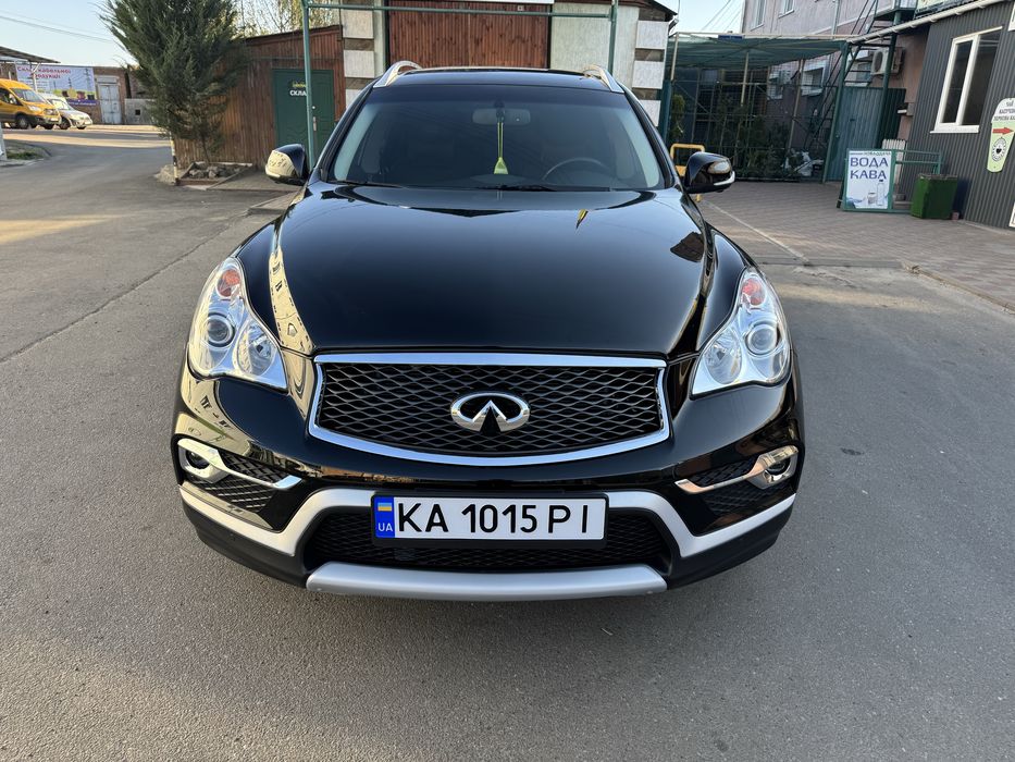 У Продажі Infiniti QX50 2016р.